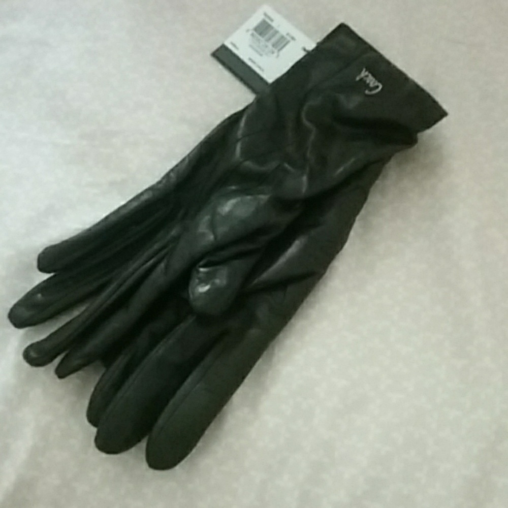 Black Coach gloves